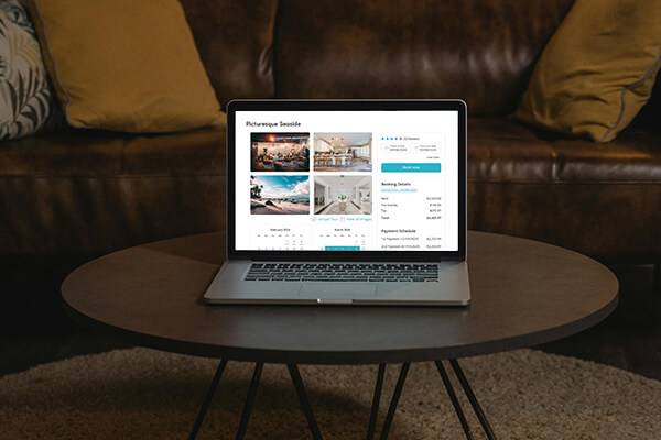 Global hotel search on a map for MonHotelBooker, simplifying travel